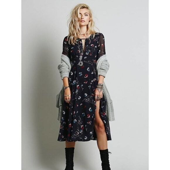 NWT Free People Blue Bonnie Butterfly Print‎ Keyhole Chiffon Boho Midi Dress 2 - Picture 3 of 9